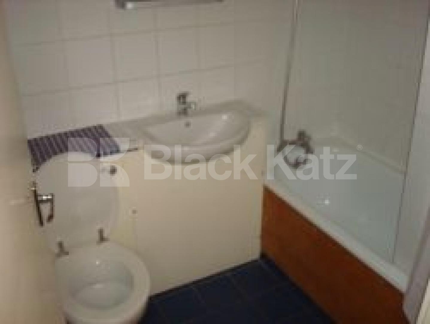 			New Instruciton, 2 Bedroom, 1 bath, 1 reception Flat			 Rowley Way, SWISS COTTAGE